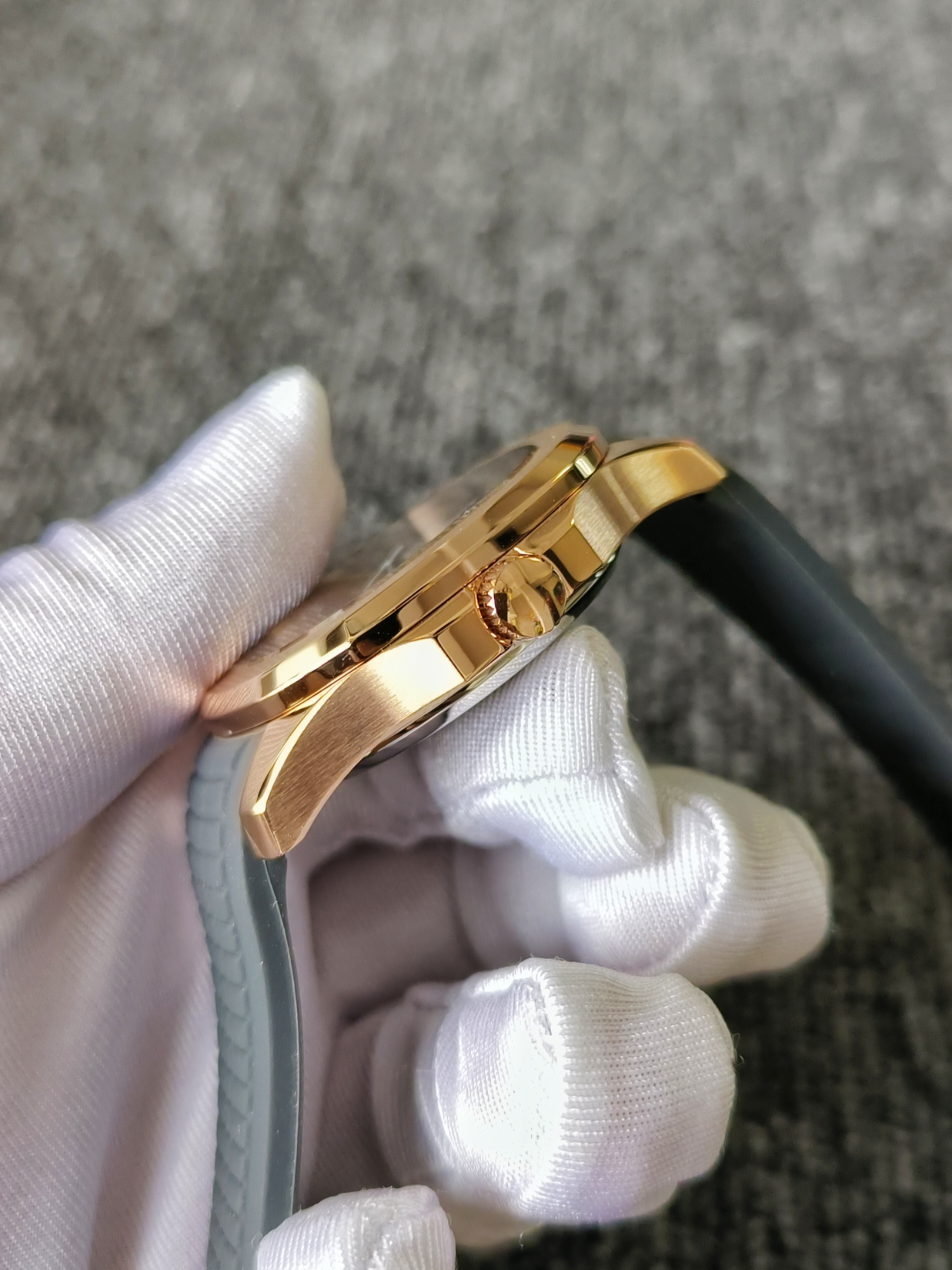 Specht&Sohne Luxury Fashion Bu - Luxury Watch Rubber Strap recensione e prezzo