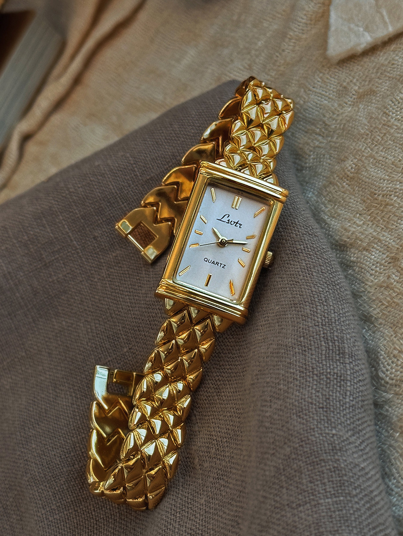1 New Gold-Colored French High - Luxury Watch Life recensione e prezzo
