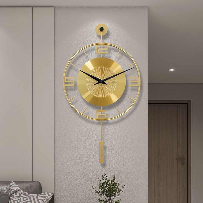 Luxury Metal Swinging Wall Clo - Luxury Watch Wall Clock recensione e prezzo