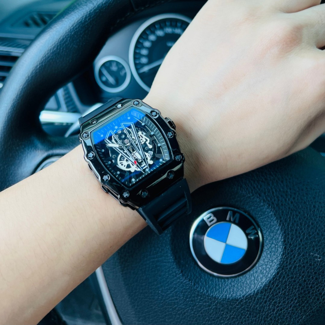 Transparent Black Case Casual  - Luxury Watch Rubber Strap recensione e prezzo