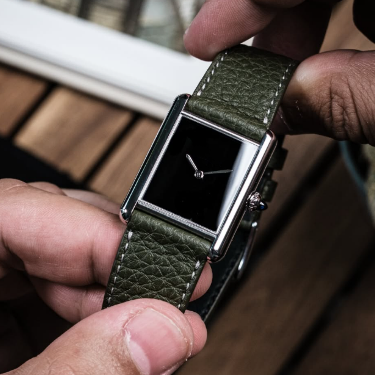CILOA Black Square Tank Watch  - Luxury Watch All Black recensione e prezzo