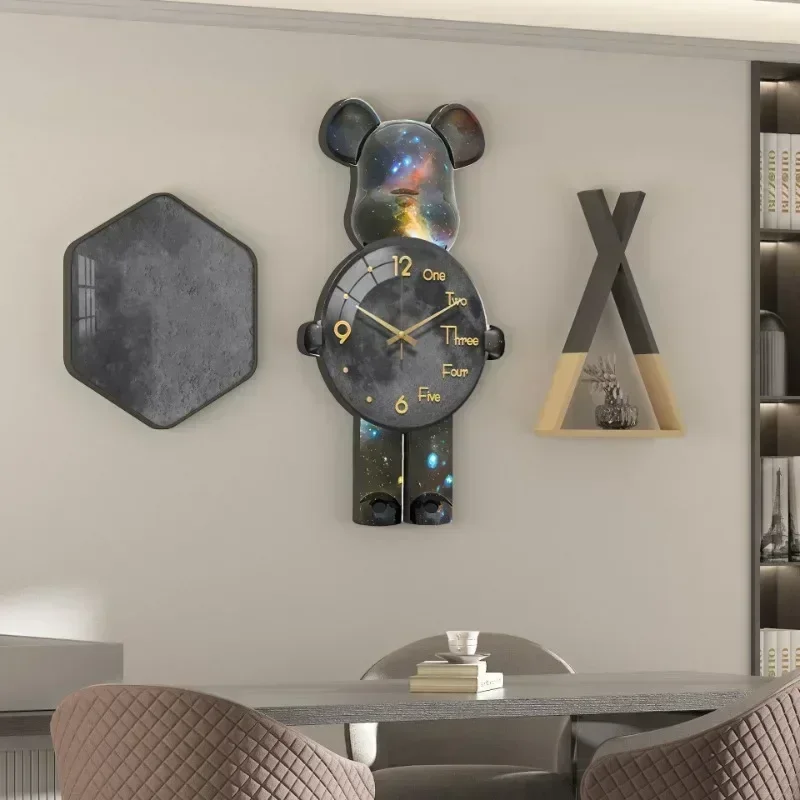 LED Bear Wall Clock Unique Lux - Luxury Watch Wall Clock recensione e prezzo