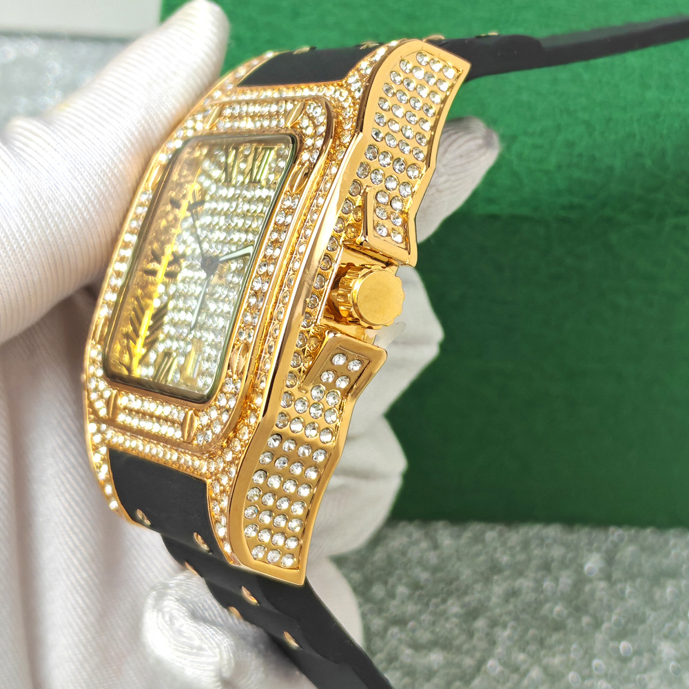 Hip Hop Iced Out Bling Square  - Luxury Watch Rubber Strap recensione e prezzo