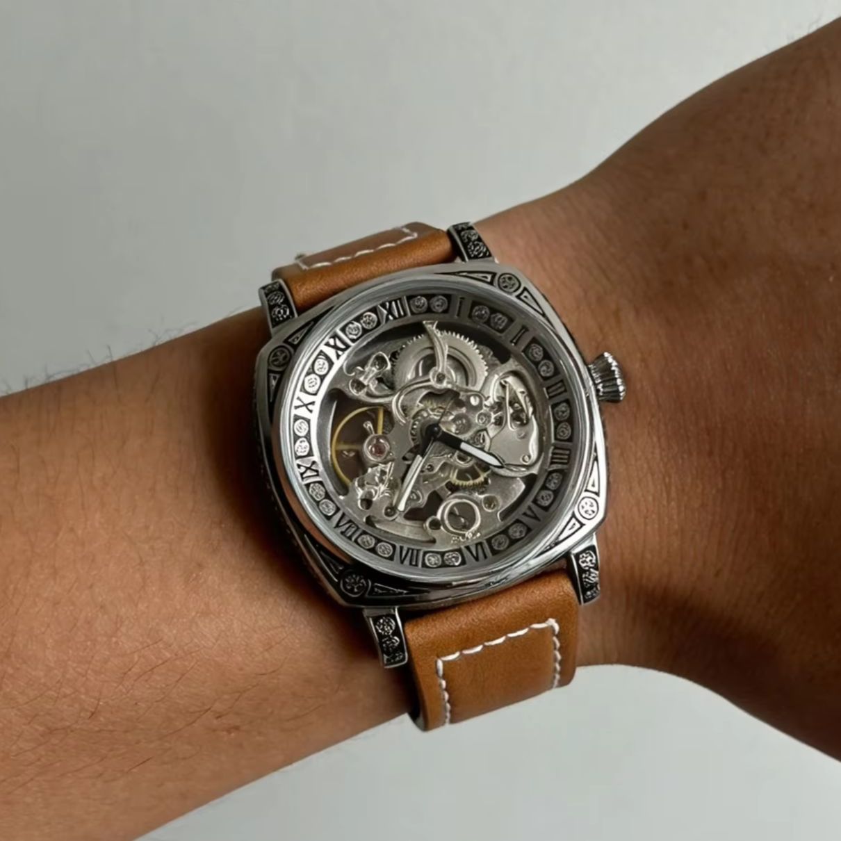 New Vintage Skeleton Mechanica - Luxury Watch It recensione e prezzo