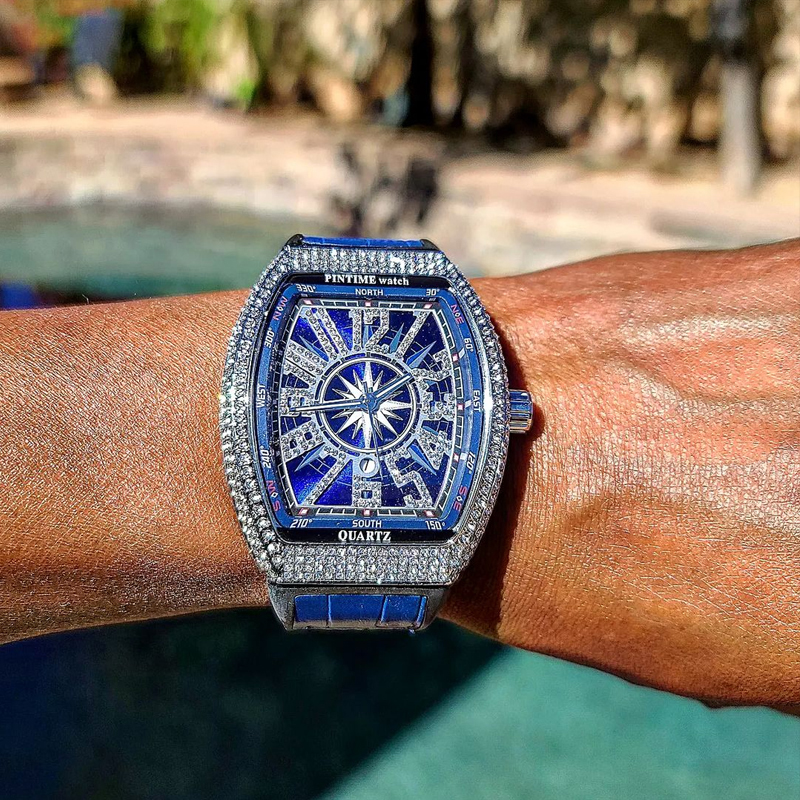 Premium Brand Luxury Diamond W - Luxury Watch All Black recensione e prezzo