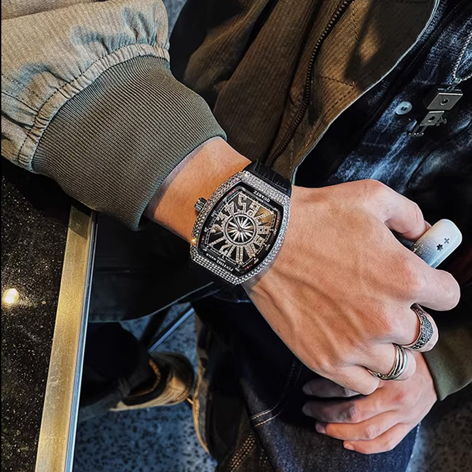 Premium Brand Luxury Diamond W - Luxury Watch All Black recensione e prezzo
