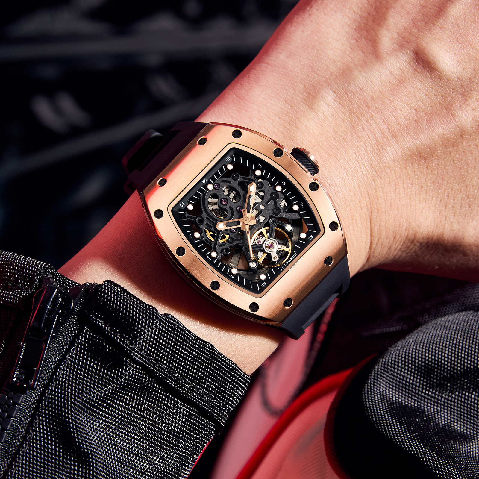 THE TRENDSETTER Designs New 91 - Compass Watch Luxury recensione e prezzo