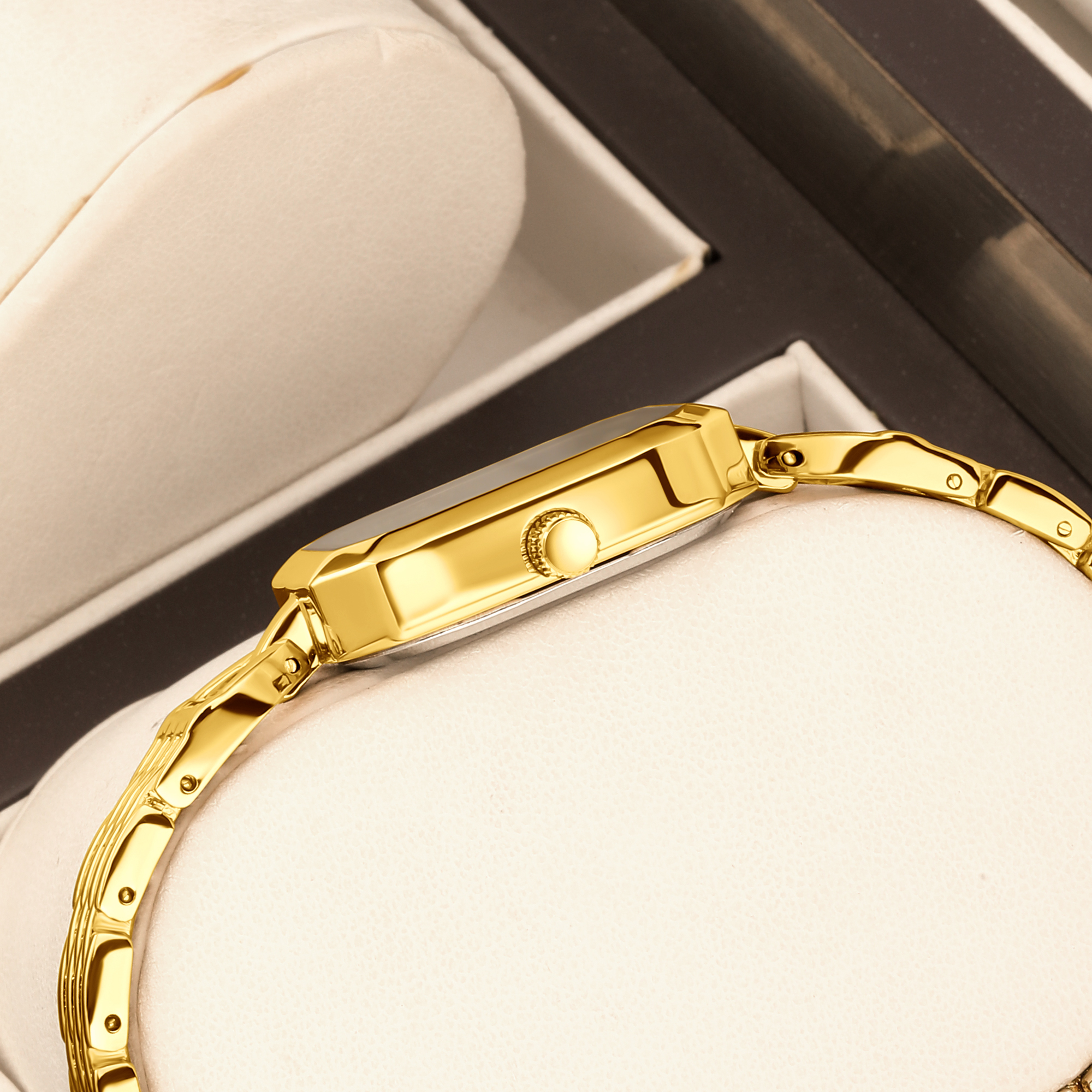 Women' Water-Resistant Quartz  - Luxury Watch Kids recensione e prezzo