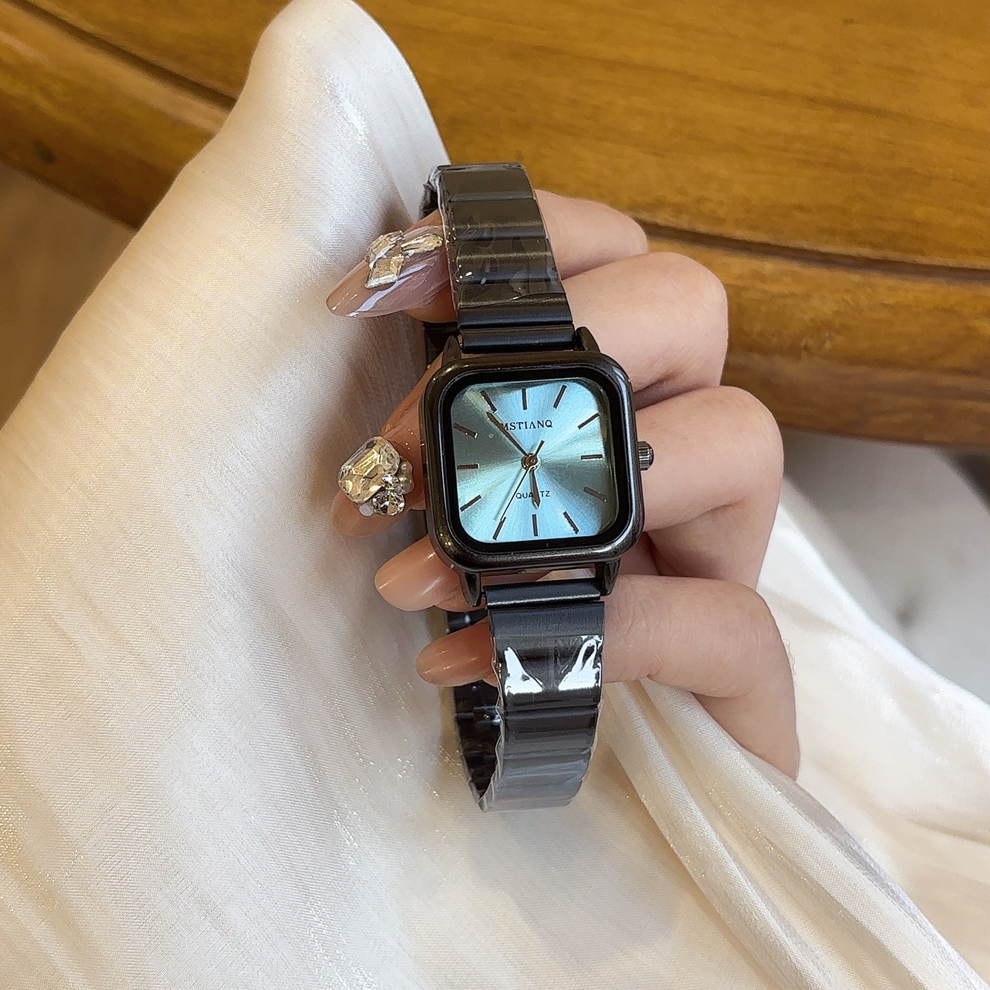 Hot Sale Brand Black Watch for - Luxury Watch All Black recensione e prezzo