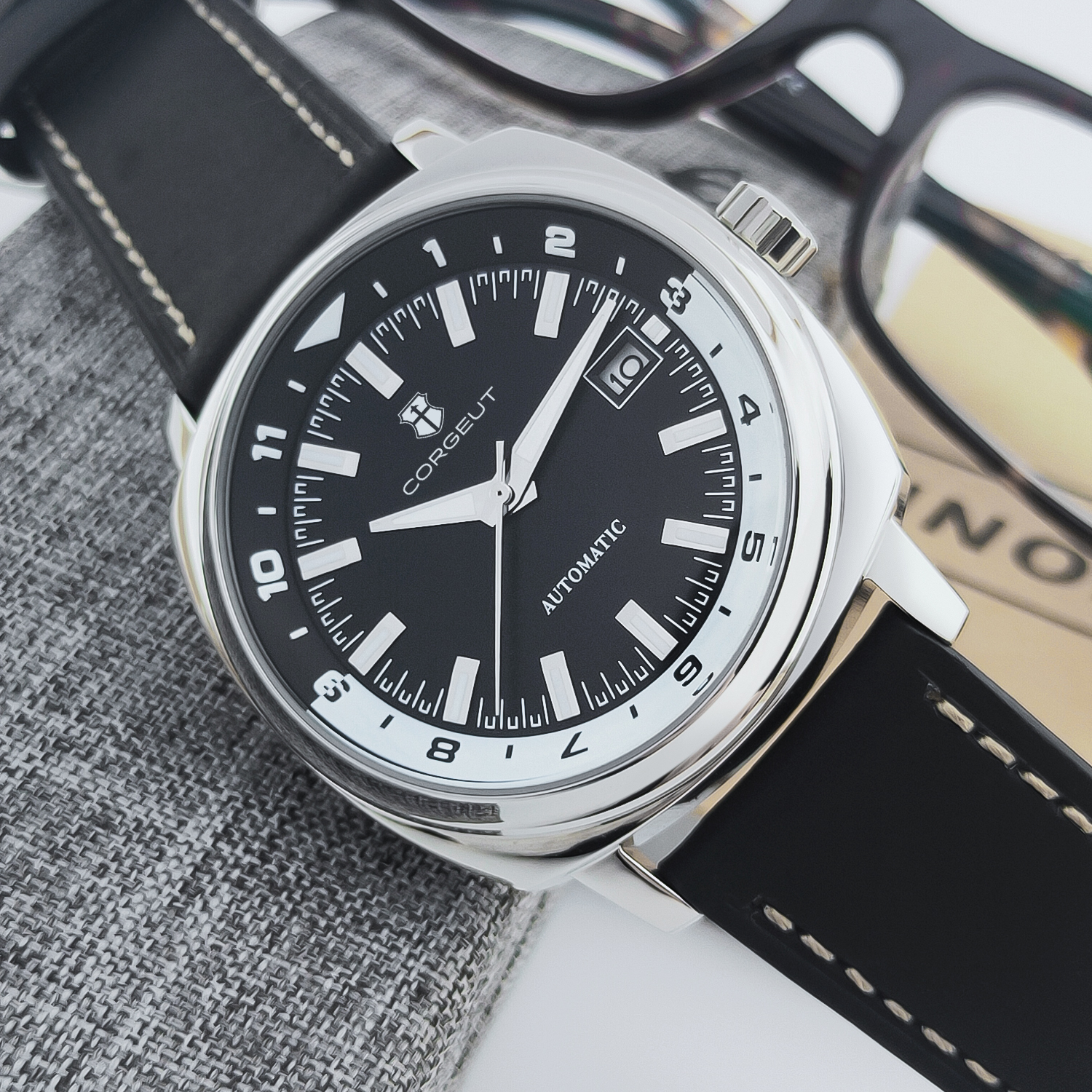 CUSTOM 42MM Stainless Steel Sa - Luxury Watch Life recensione e prezzo