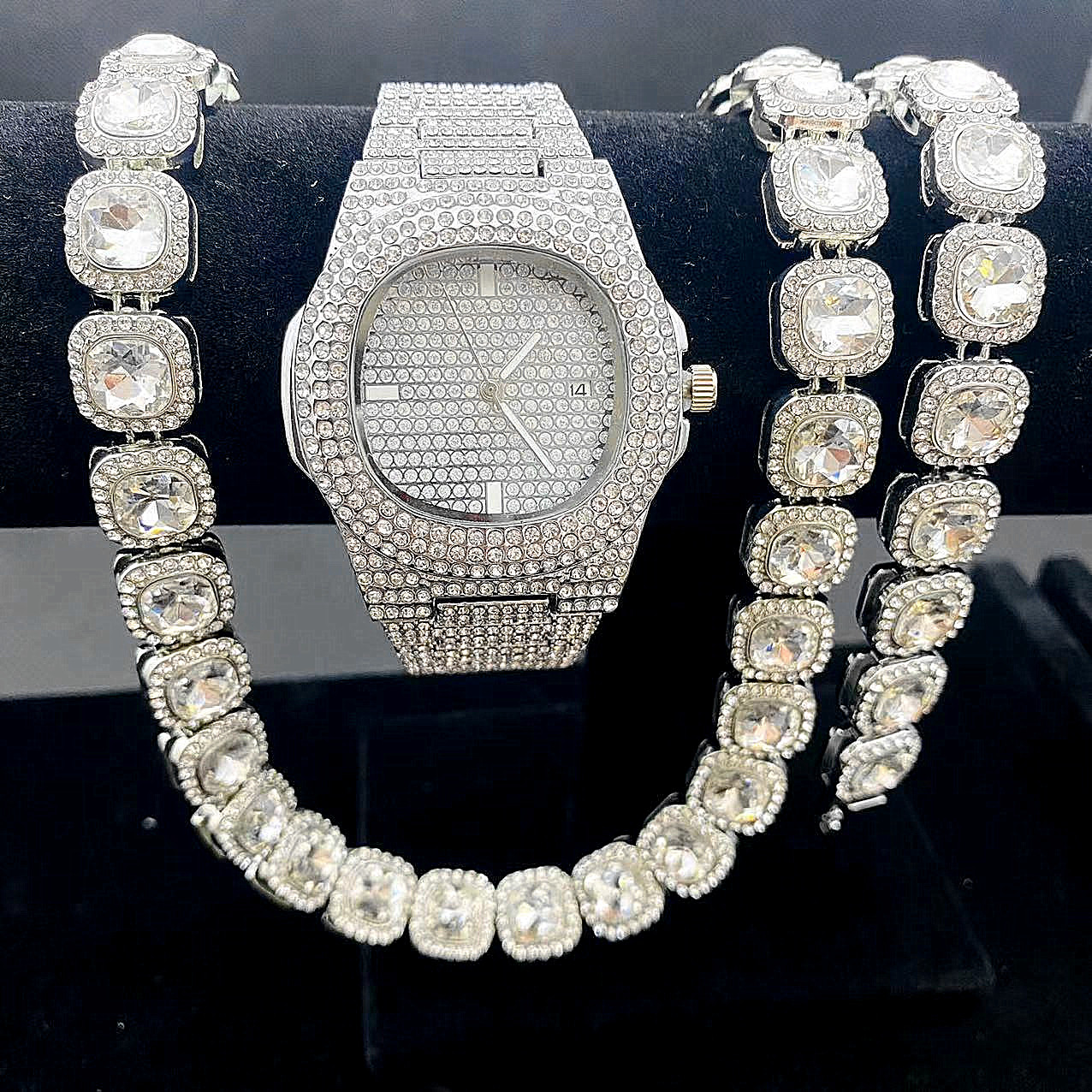 Luxury Watch + Chain + Bracele - Luxury Watch Miami recensione e prezzo